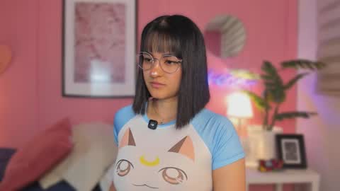 Snapshot of soysaraa_ chatting on 27, 11, 2025 Aleja online show from 27, 11, 2025