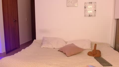 Snapshot of soysilvanna_ chatting on 16, 3, 2026 online show from 16, 3, 2026