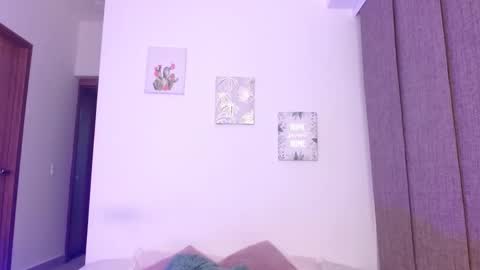 Snapshot of soysilvanna_ chatting on 27, 3, 2026 online show from 27, 3, 2026