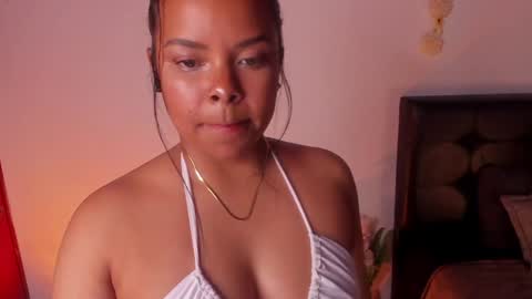 Snapshot of soytucolor chatting on 3, 1, 2025 Paula  add me on snap online show from 3, 1, 2025
