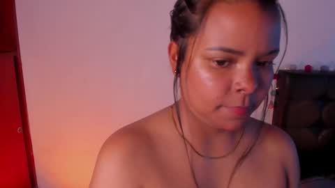 Snapshot of soytucolor chatting on 25, 1, 2025 Paula  add me on snap online show from 25, 1, 2025