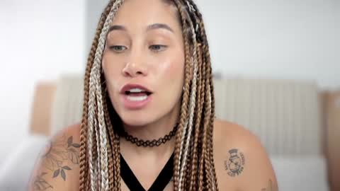 Snapshot of soytulu_ chatting on 18, 1, 2025 brisa s online show from 18, 1, 2025