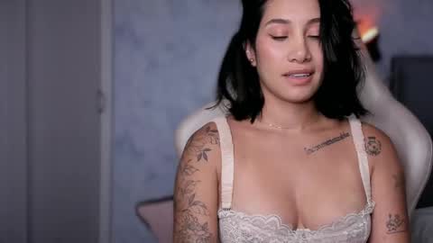 Snapshot of soytulu_ chatting on 5, 11, 2025 brisa s online show from 5, 11, 2025