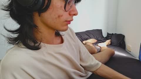 Snapshot of spaiseebuhnaanuh chatting on 4, 3, 2025 Roger online show from 4, 3, 2025