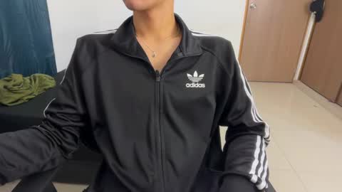 Snapshot of spaiseebuhnaanuh chatting on 23, 9, 2025 Roger online show from 23, 9, 2025