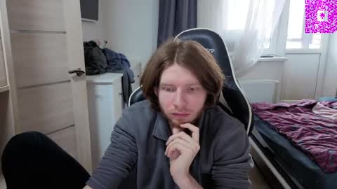 Snapshot of spaisenok chatting on 5, 3, 2026 Mike online show from 5, 3, 2026