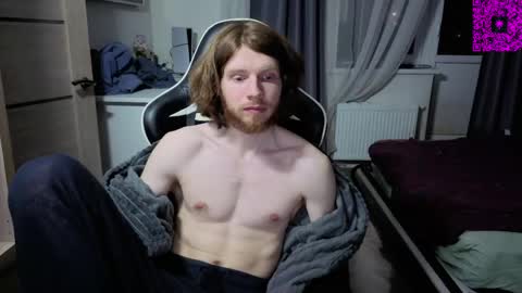 Snapshot of spaisenok chatting on 7, 4, 2026 Mike online show from 7, 4, 2026