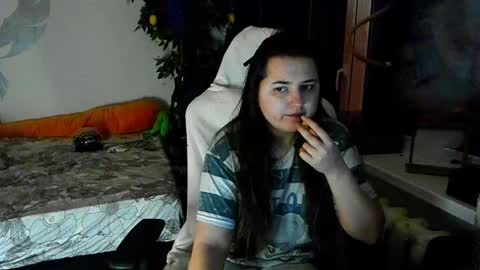 Snapshot of spanking_girls chatting on 22, 3, 2026 Evgenia online show from 22, 3, 2026