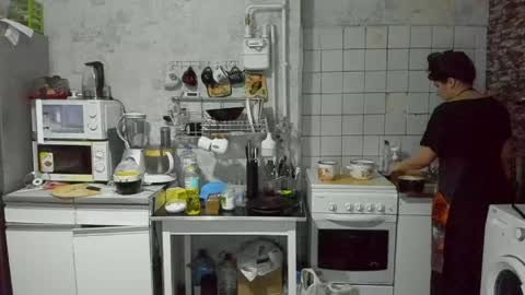 Snapshot of spanking_girls chatting on 17, 4, 2026 Evgenia online show from 17, 4, 2026