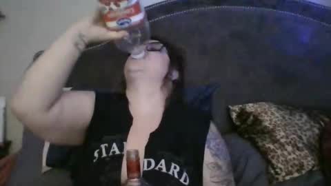 Snapshot of sparklelove69 chatting on 2, 12, 2025 Scottietee online show from 2, 12, 2025