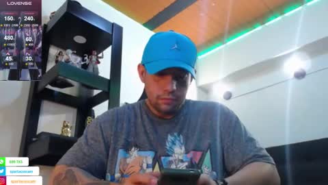 Snapshot of spartacus_cam chatting on 16, 12, 2024     online show from 16, 12, 2024