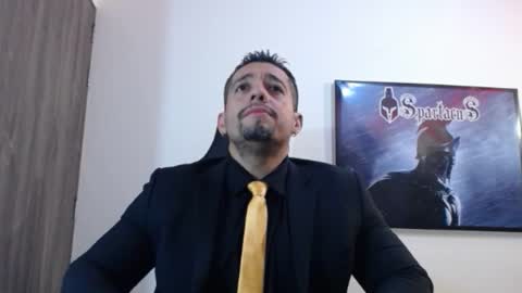 Snapshot of spartacus_cam chatting on 28, 11, 2025 online show from 28, 11, 2025