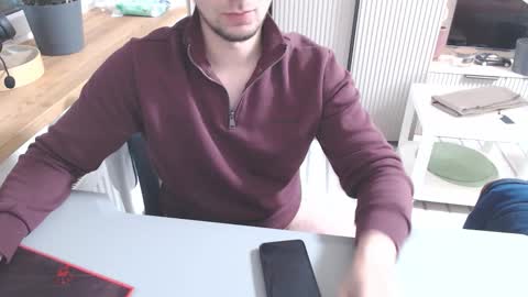 Snapshot of spb78 chatting on 22, 11, 2025 Art online show from 22, 11, 2025