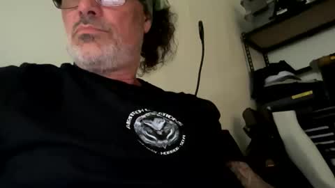 Snapshot of specter1972 chatting on 19, 4, 2026 specter1972 online show from 19, 4, 2026