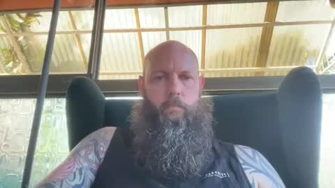 Snapshot of spenderal chatting on 16, 10, 2025 Beard Guy online show from 16, 10, 2025