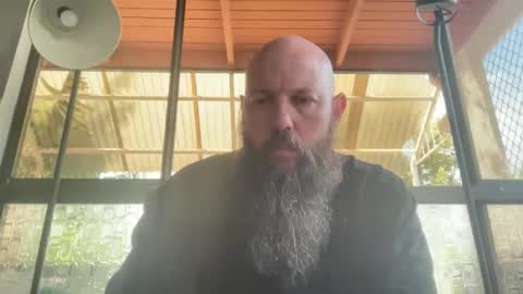Snapshot of spenderal chatting on 30, 10, 2025 Beard Guy online show from 30, 10, 2025