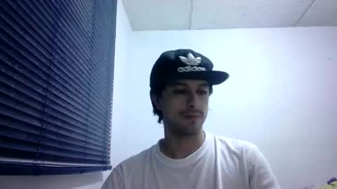 Snapshot of sperm_donor94 chatting on 6, 4, 2026 sperm_donor94 online show from 6, 4, 2026