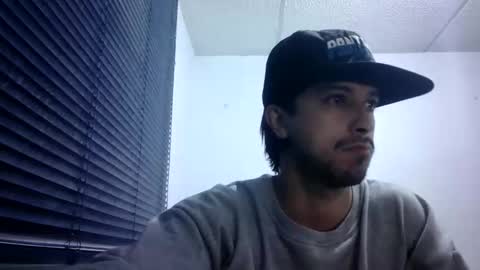 Snapshot of sperm_donor94 chatting on 13, 4, 2026 sperm_donor94 online show from 13, 4, 2026