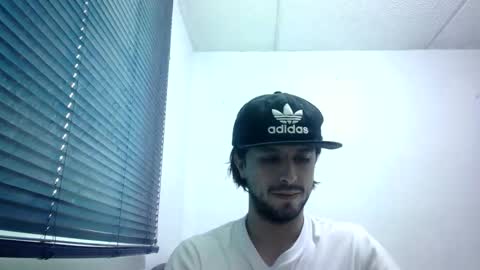 Snapshot of sperm_donor94 chatting on 25, 4, 2026 sperm_donor94 online show from 25, 4, 2026