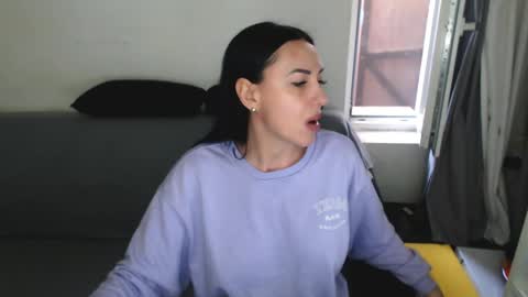 Carla online show from 5, 4, 2026