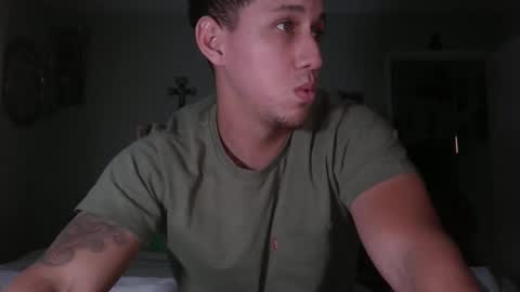 Snapshot of spicey_couple222 chatting on 4, 12, 2024 spicey_couple222 online show from 4, 12, 2024