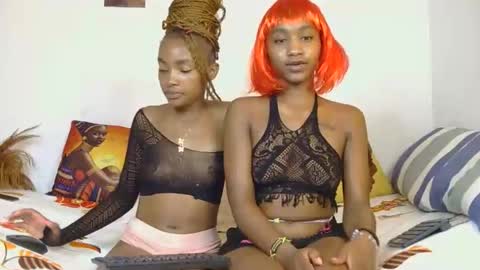 Snapshot of spicy_angels chatting on 15, 12, 2025 Quinter Cheeky online show from 15, 12, 2025