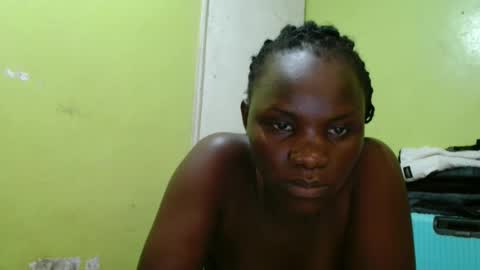 Snapshot of spicy_bella69 chatting on 14, 5, 2026 spicy_bella69 online show from 14, 5, 2026