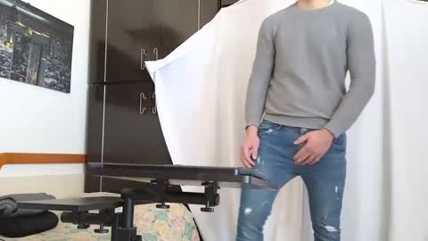 Marco. When Im offline you can view premium content in bio online show from 7, 3, 2025