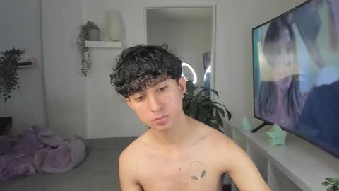 Snapshot of spider_baby_ chatting on 2, 12, 2025 spider_baby_ online show from 2, 12, 2025