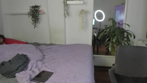 Snapshot of spider_baby_ chatting on 5, 12, 2025 spider_baby_ online show from 5, 12, 2025