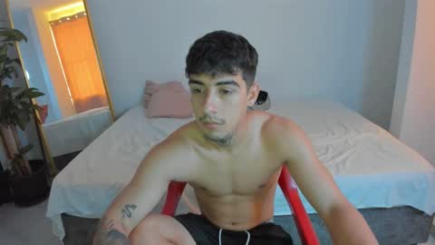 Snapshot of spider_master77 chatting on 2, 2, 2026 spider master online show from 2, 2, 2026