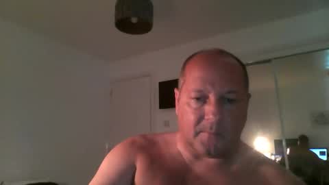 Snapshot of spidey1051a chatting on 8, 10, 2025 spidey1051a online show from 8, 10, 2025