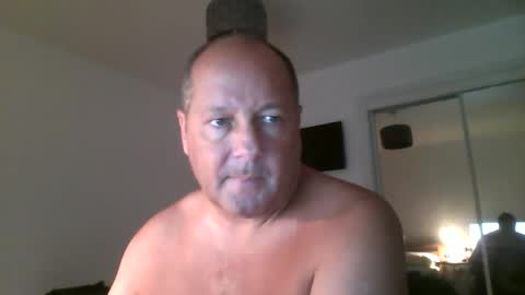 Snapshot of spidey1051a chatting on 17, 12, 2025 spidey1051a online show from 17, 12, 2025