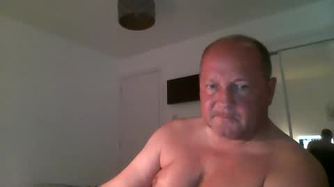 Snapshot of spidey1051a chatting on 5, 5, 2026 spidey1051a online show from 5, 5, 2026