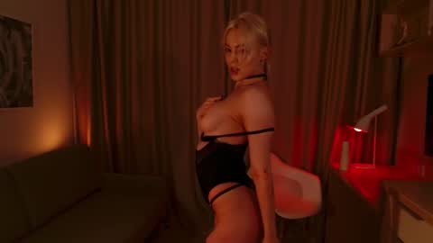 Snapshot of spiklencii chatting on 27, 12, 2024 Elizabeth online show from 27, 12, 2024