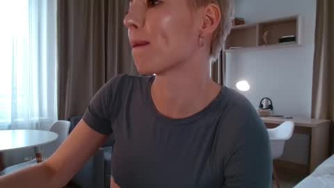 Snapshot of spiklencii chatting on 20, 9, 2025 Elizabeth online show from 20, 9, 2025