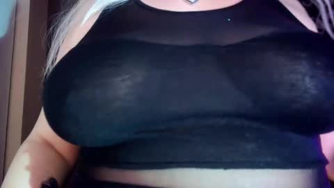 Snapshot of spinnerbitch chatting on 20, 3, 2026 Vanessa Spade online show from 20, 3, 2026