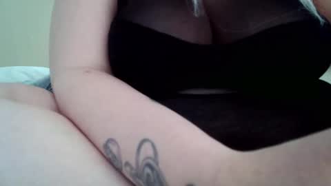 Snapshot of spinnerbitch chatting on 11, 4, 2026 Vanessa Spade online show from 11, 4, 2026