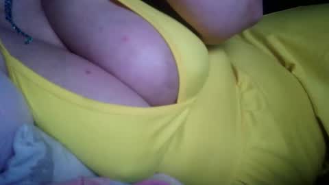 Snapshot of spinnerbitch chatting on 23, 4, 2026 Vanessa Spade online show from 23, 4, 2026