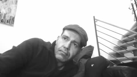 Snapshot of spliffray chatting on 19, 2, 2025 spliffray online show from 19, 2, 2025