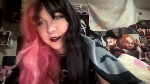 Snapshot of spookysanrihoe chatting on 19, 9, 2025 Pixie online show from 19, 9, 2025