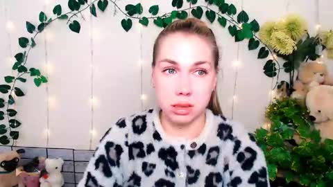 Snapshot of sport_tall_karina chatting on 23, 3, 2026 Karina online show from 23, 3, 2026