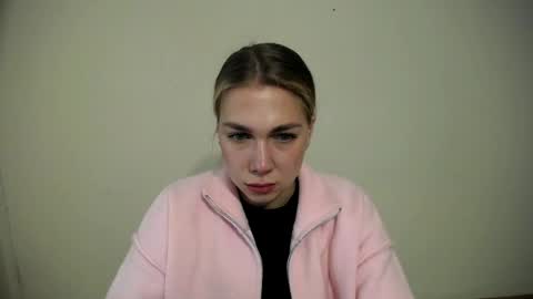 Snapshot of sport_tall_karina chatting on 23, 4, 2026 Karina online show from 23, 4, 2026