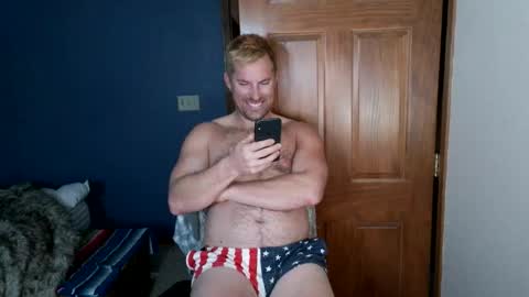 Snapshot of spun_redneck chatting on 25, 2, 2026 Spun Redneck online show from 25, 2, 2026