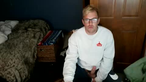 Snapshot of spun_redneck chatting on 6, 4, 2026 Spun Redneck online show from 6, 4, 2026