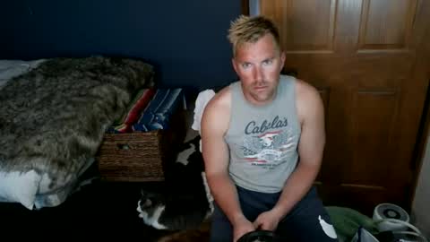 Snapshot of spun_redneck chatting on 16, 4, 2026 Spun Redneck online show from 16, 4, 2026