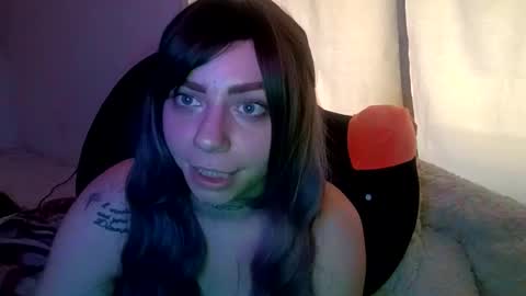 Snapshot of spunfoxxx chatting on 16, 10, 2025 spunfoxxx online show from 16, 10, 2025