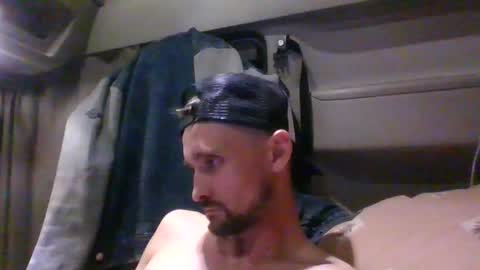 Snapshot of spyco82 chatting on 5, 11, 2025 spyco82 online show from 5, 11, 2025