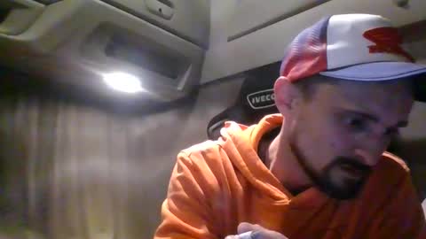 Snapshot of spyco82 chatting on 25, 11, 2025 spyco82 online show from 25, 11, 2025