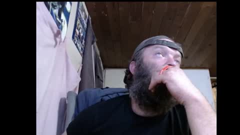 Snapshot of squegly chatting on 13, 9, 2025 Bryan online show from 13, 9, 2025